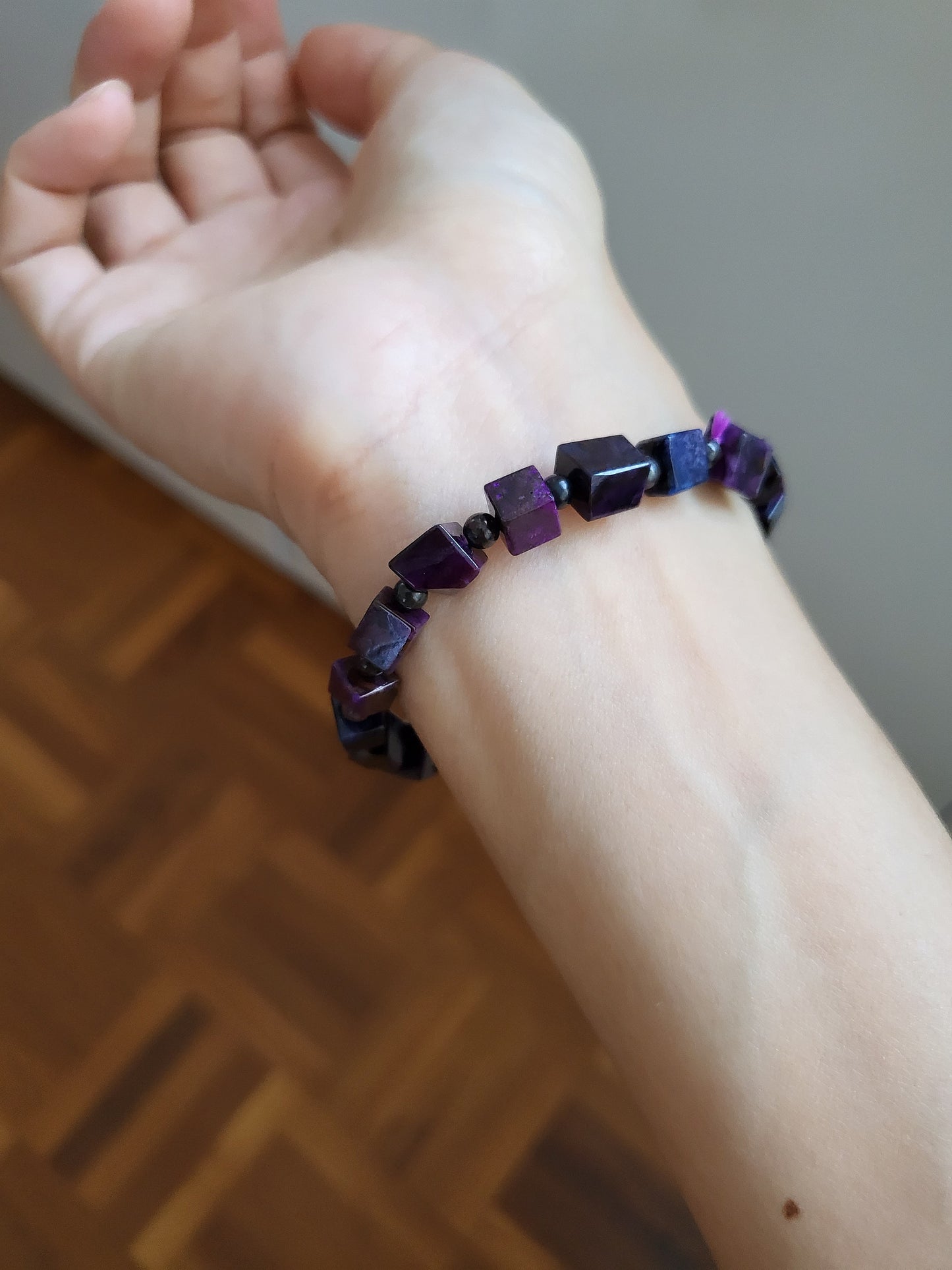 Natural Sugilite Reddish Purple High Quality Square Bead Beaded Bracelet