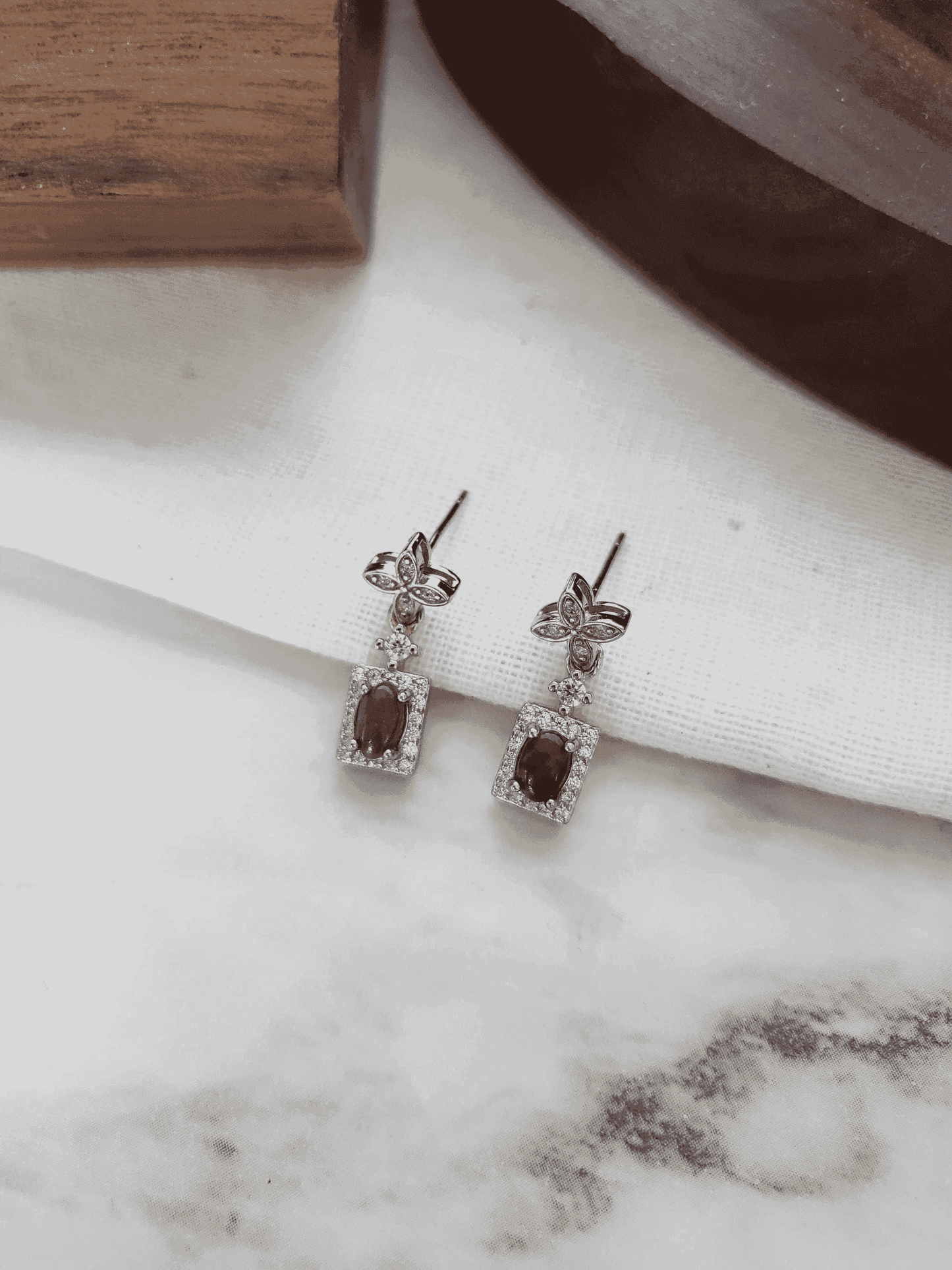 Natural Sugilite Earrings Clover Gemstone Purple Gel-like Gem Rectangle Mini Dangle Earrings with Crystals