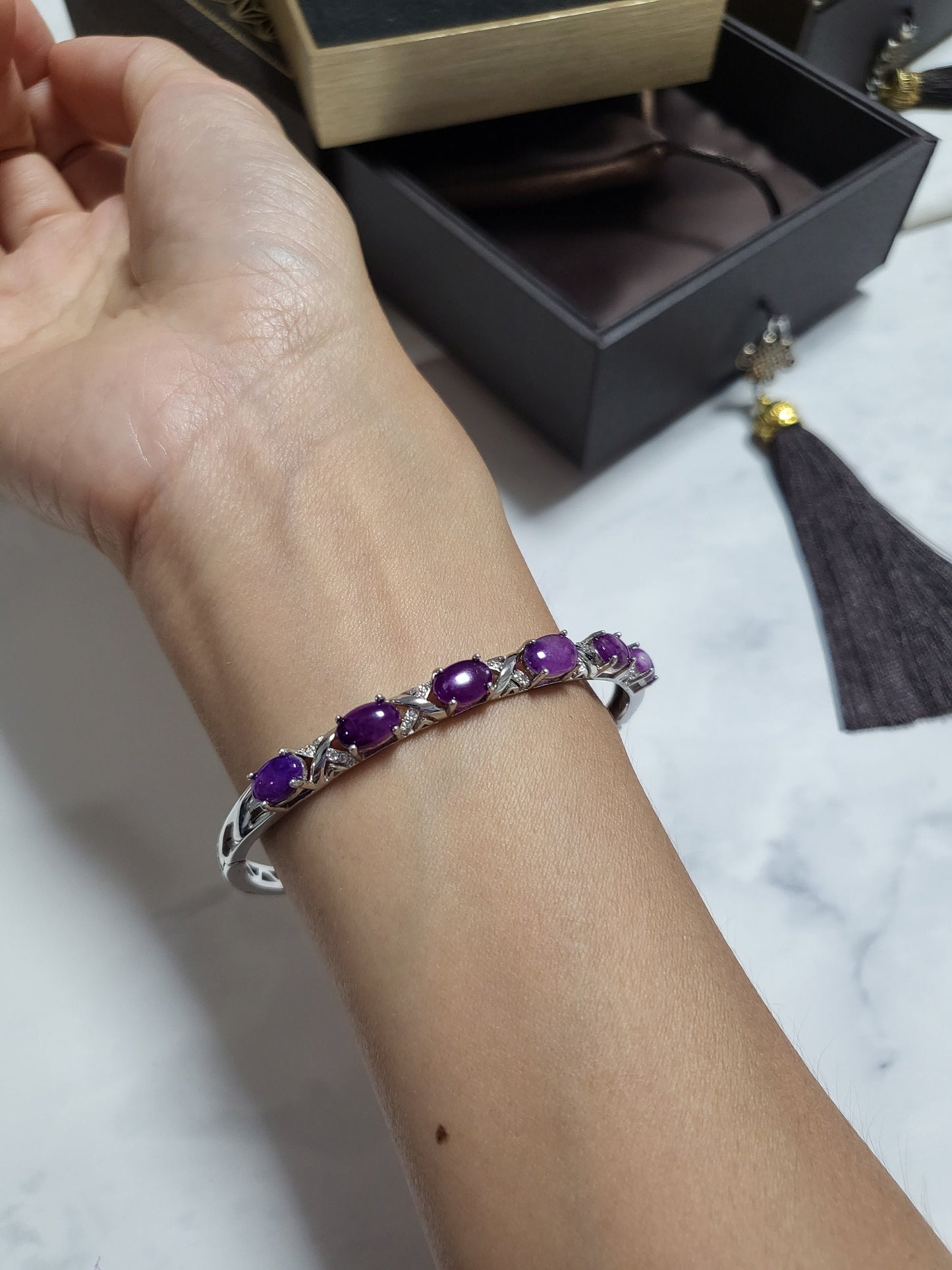 Natural Sugilite Gel Purple Dainty VINTAGE RARE Sugilite Bangle Bracelet with Crystals Silver
