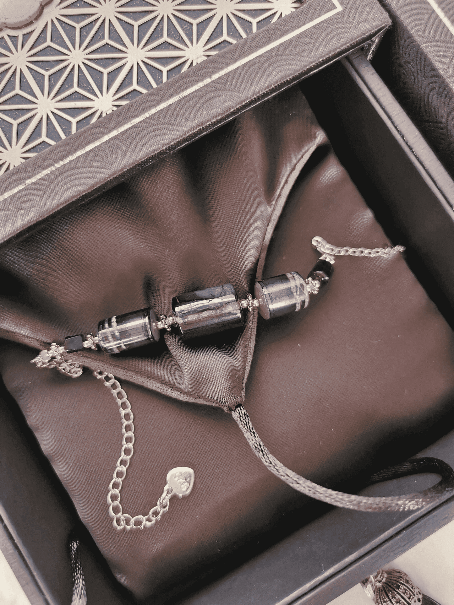 Natural Sugilite Rare 14K Gold Double Colour stone bead adjustable bracelet