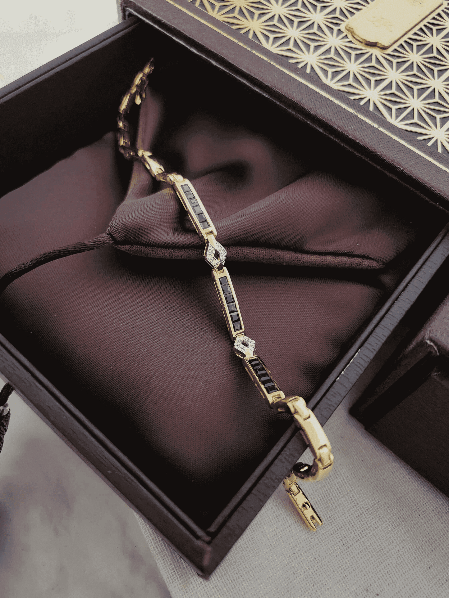 Thai Design Natural Blue Sapphire 9K Solid Gold with Diamonds Chain Bracelet Gems Rare Gemstone Dainty