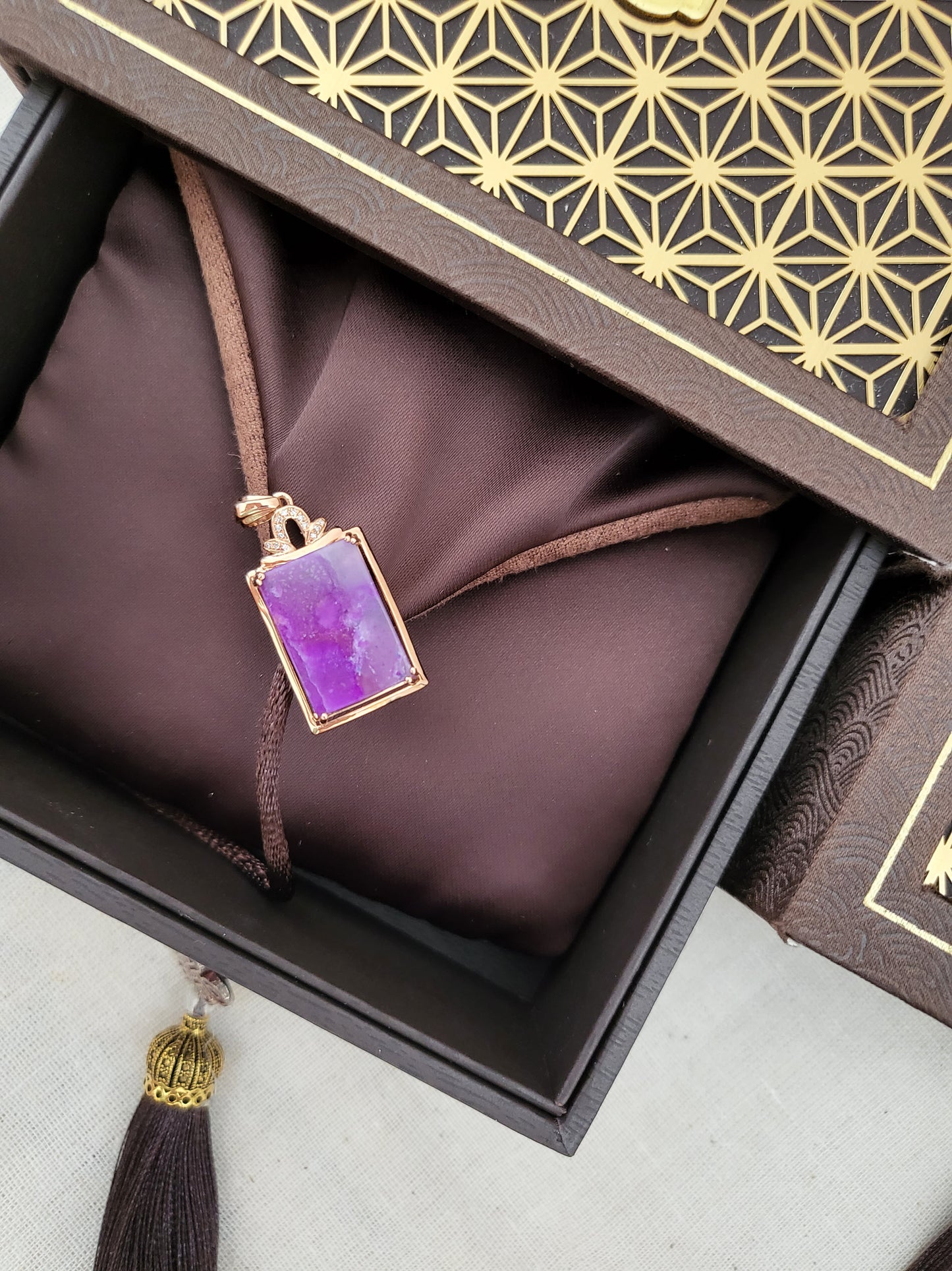 18K Gold Rare Grade Purple Sakura Gel Sugilite Pendant