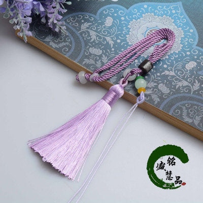 Tassel string for ornaments, stones, pendants and charms