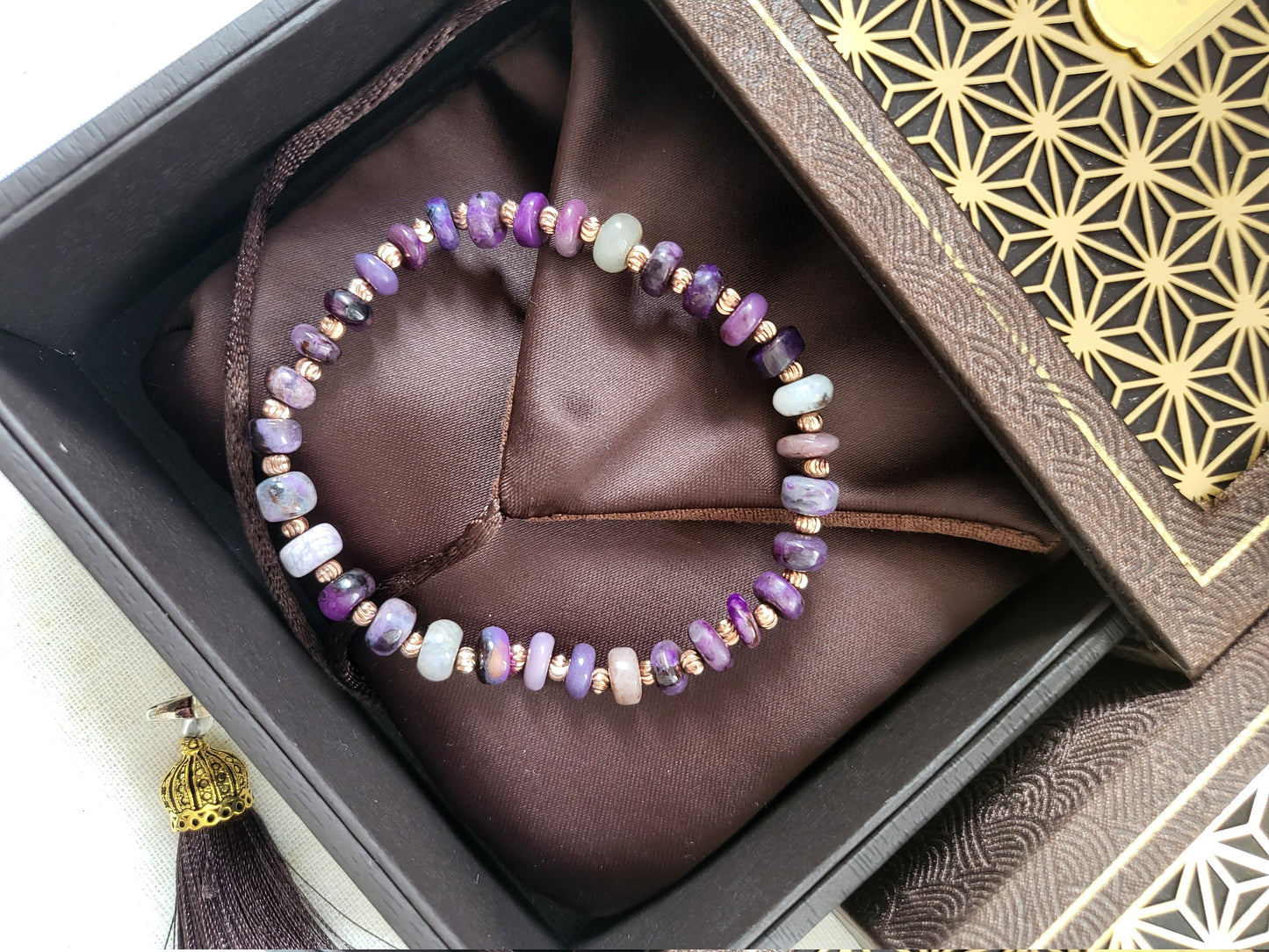 7mm Natural Purple Sugilite Stone bead Crystal Small Stones with Gold Beads Bracelet