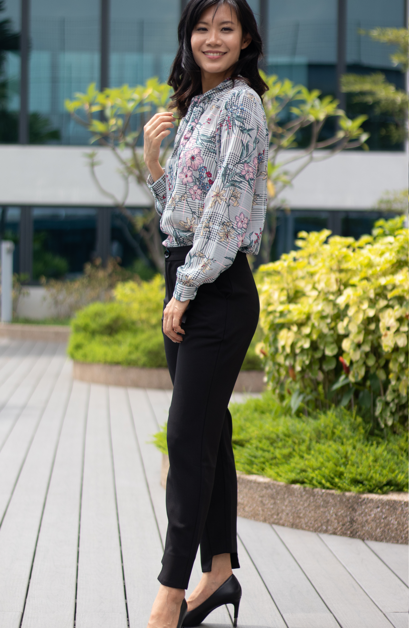 Soft Comfy Ditsy Floral Sketch Tie-Neck Cuffed Work Shirt Blouse