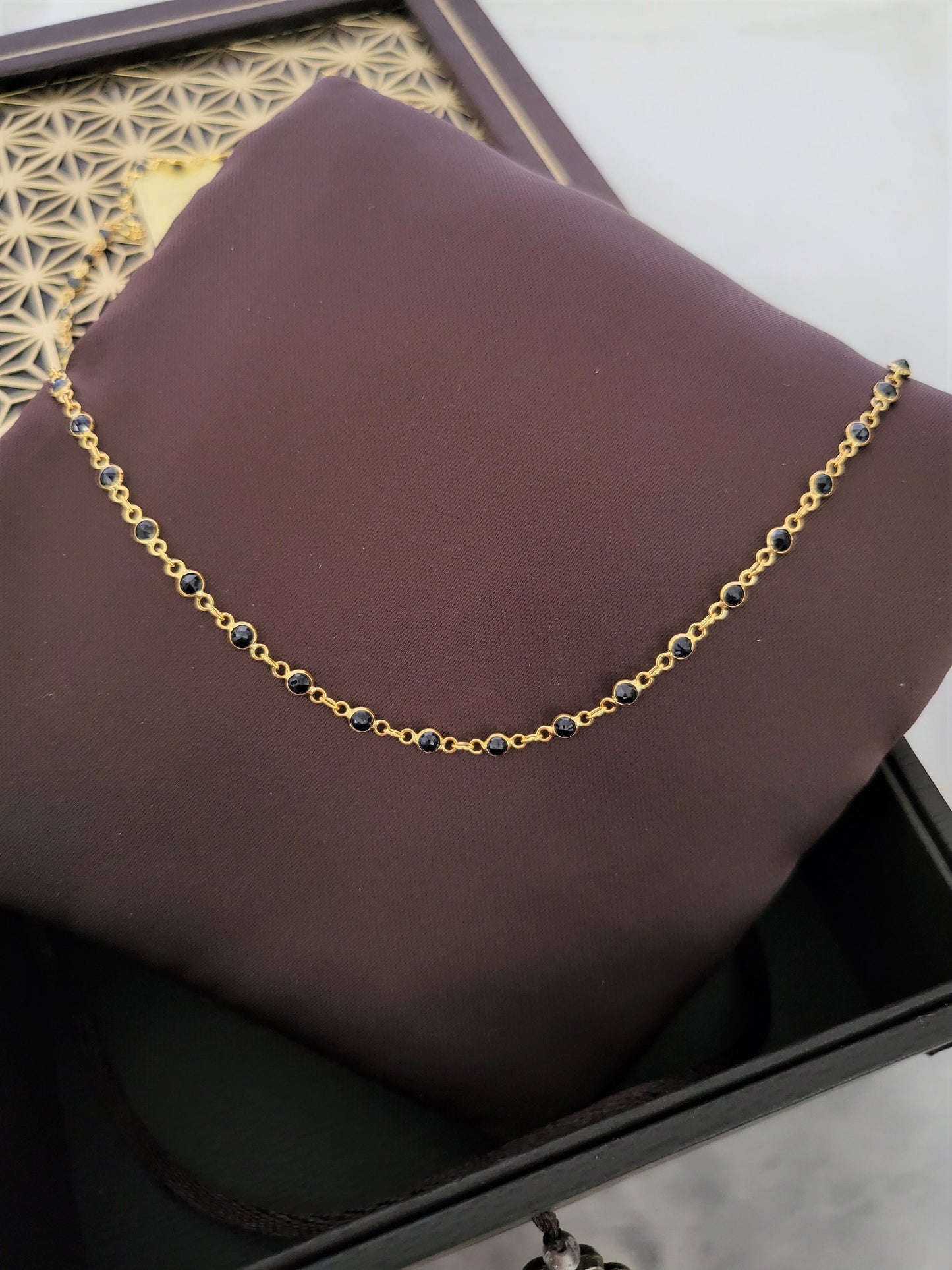 Thai Design Natural Blue Sapphire 18K Solid Gold Necklace Rare Gemstone Dainty