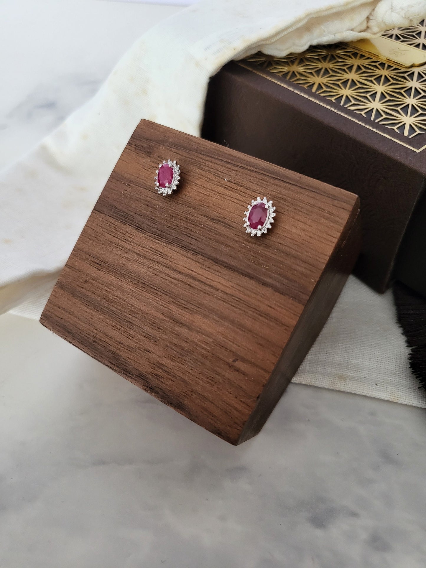 Natural Red Burma Ruby Rare Gemstone Earrings Cluster Setting Stud Silver Earrings