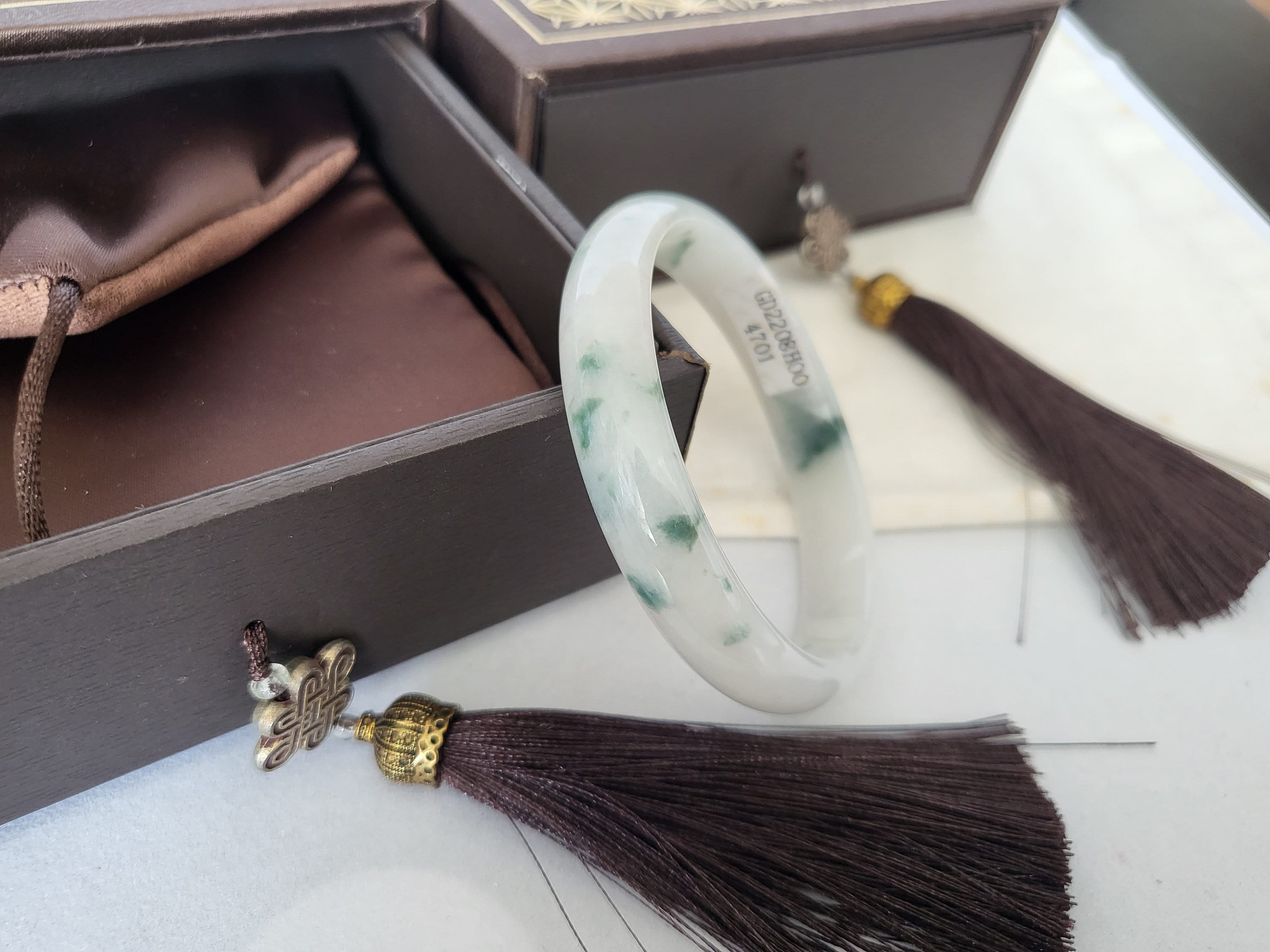 55mm Jadeite Grade A Bangle Natural Burma Jade Green with White Flower [PINE WINTERLAND COLLECTION]
